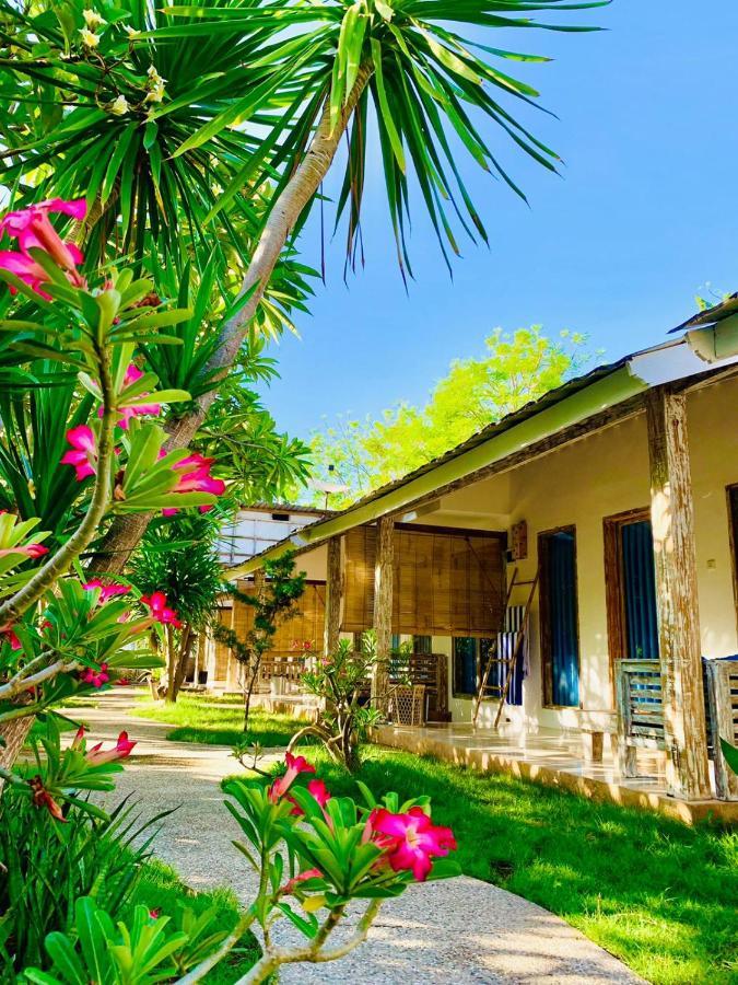 Oasis Villas Gili Trawangan Luaran gambar